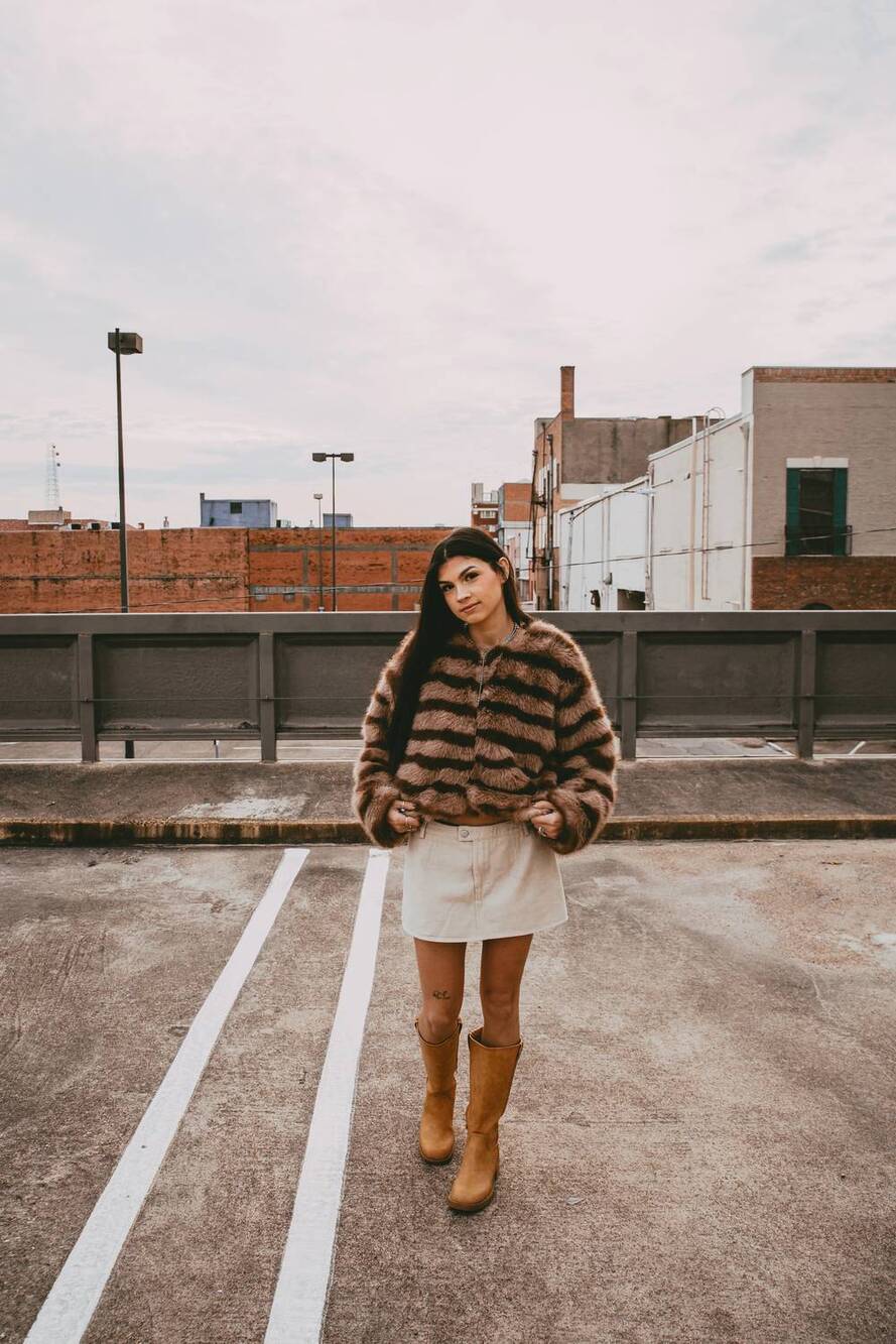 NEW LE LIS faux-fur stripe coat in honey-brown